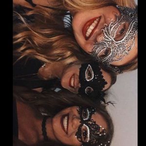 Meet your Posher, Hannah